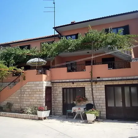 Apartment Luce Kornic